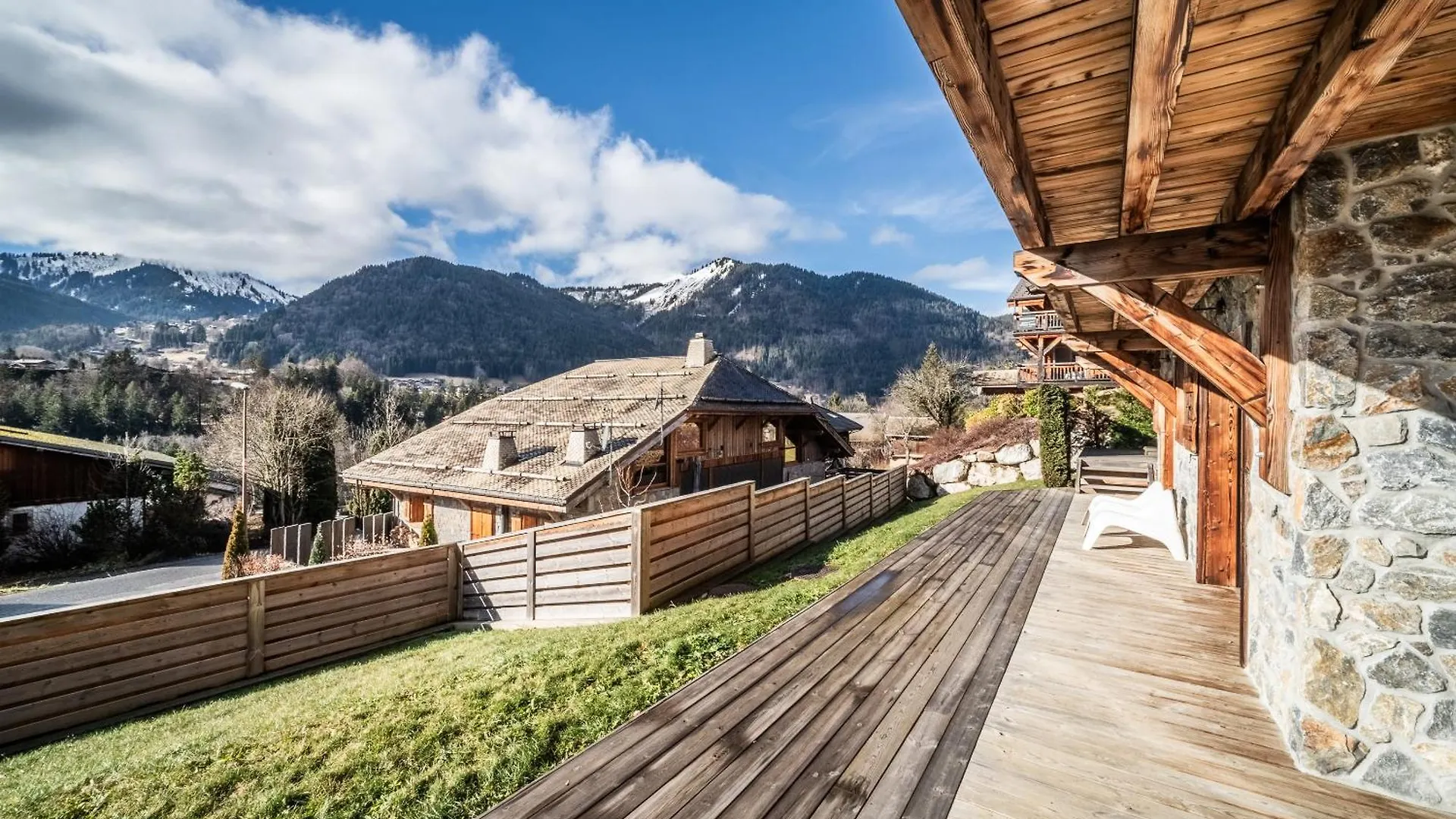 Chalet Heavenly Morzine - By Emerald Stay Montriond