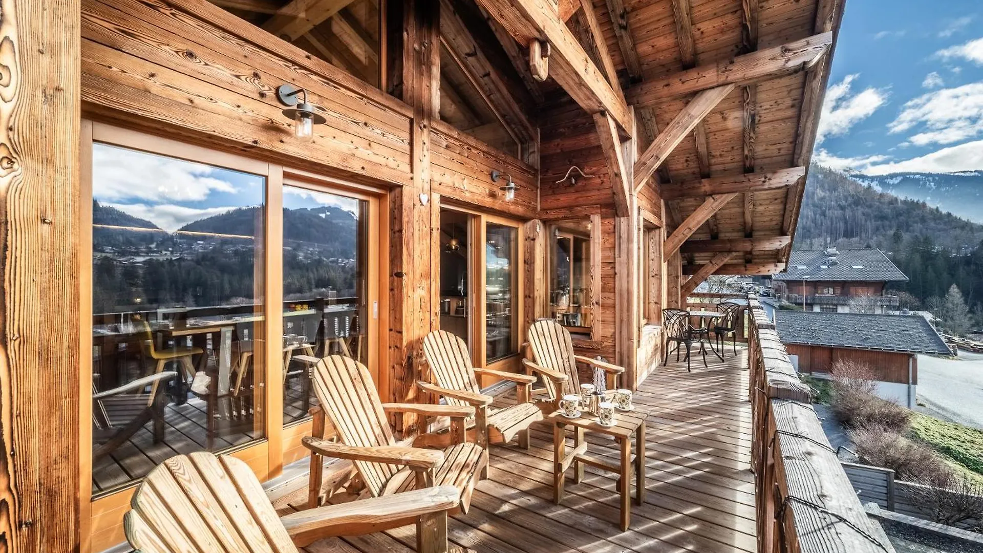 Chalet Heavenly Morzine - By Emerald Stay Montriond