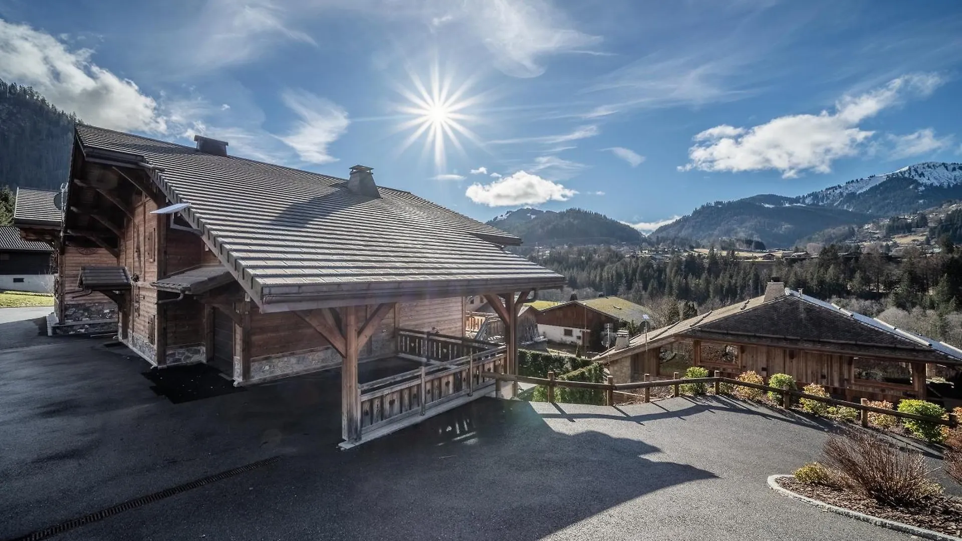 Chalet Heavenly Morzine - By Emerald Stay Montriond