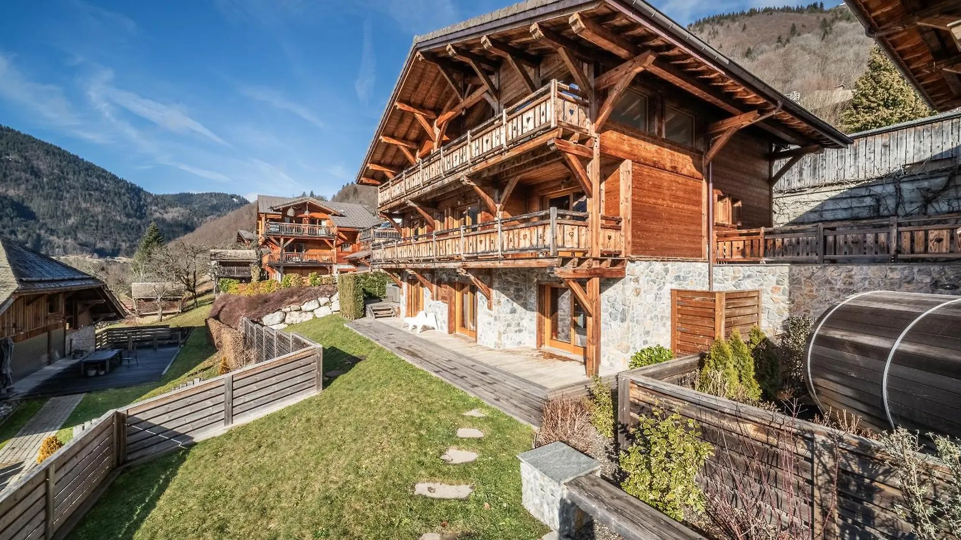 Chalet Heavenly Morzine - By Emerald Stay Montriond