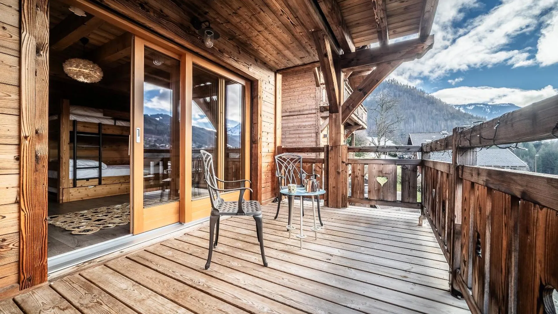 Chalet Heavenly Morzine - By Emerald Stay Montriond