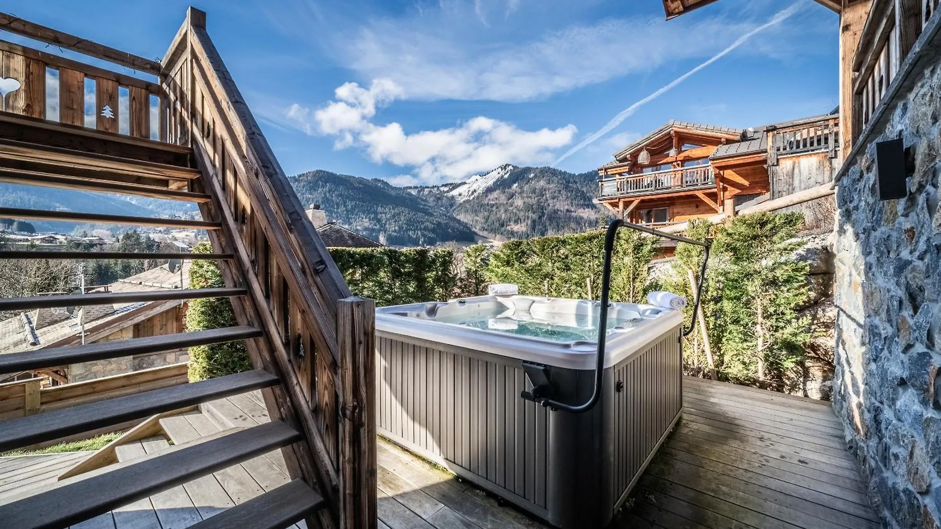 Chalet Heavenly Morzine - By Emerald Stay Montriond