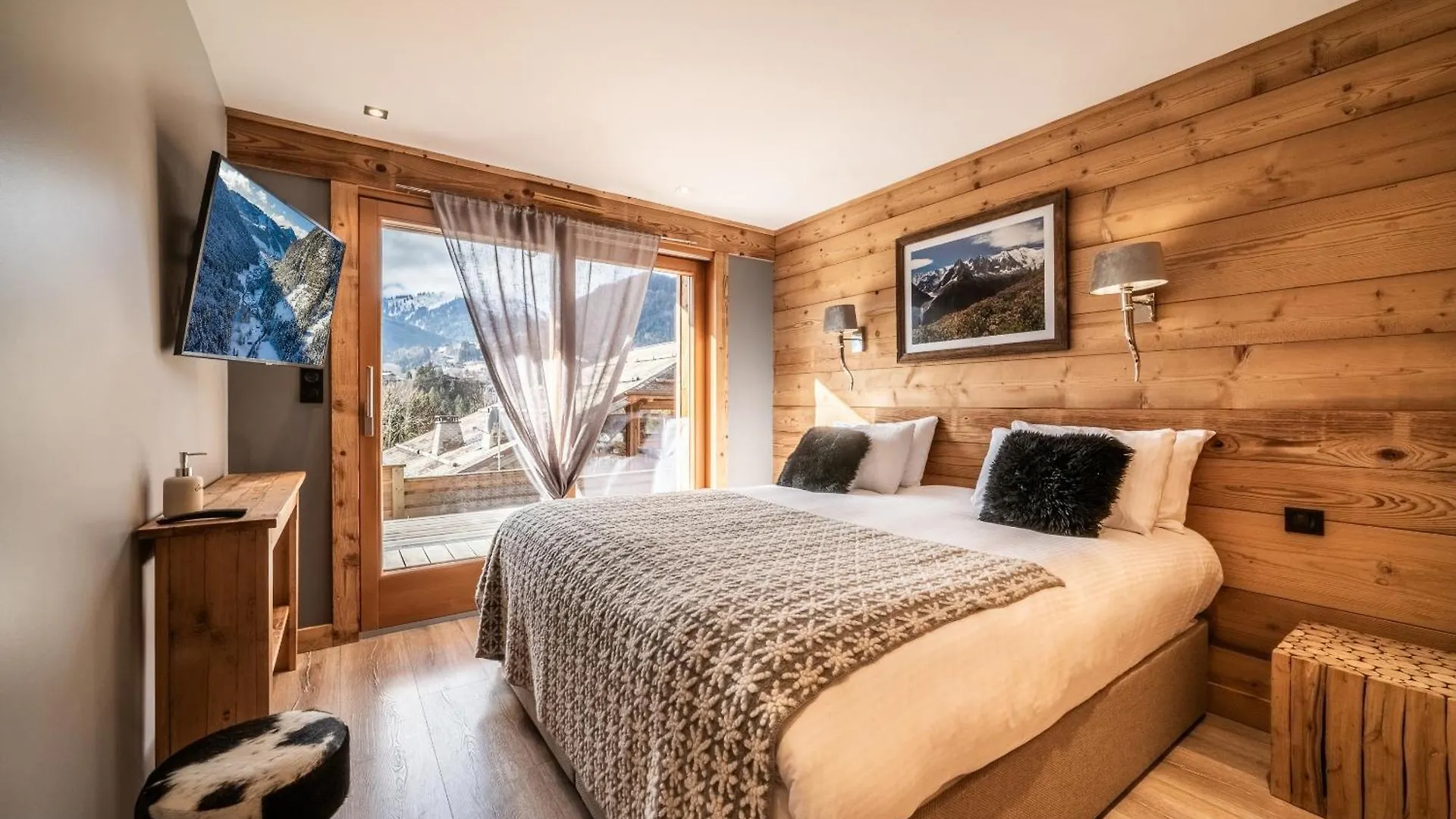 Chalet Heavenly Morzine - By Emerald Stay Montriond