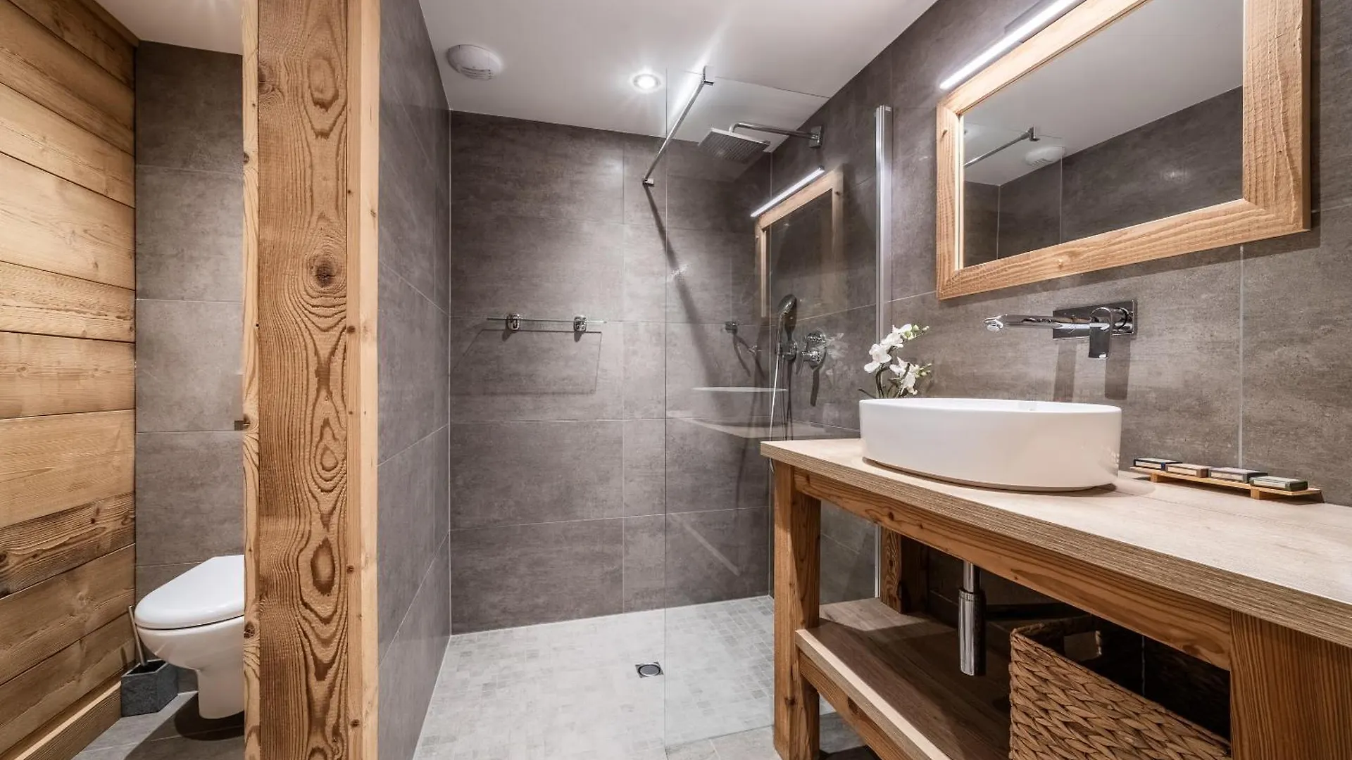 Chalet Heavenly Morzine - By Emerald Stay Montriond 0*,  France
